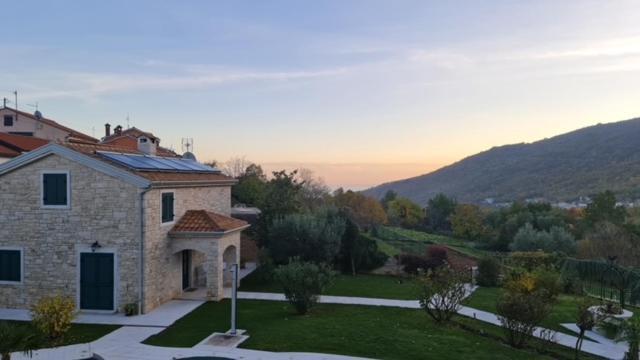 Villa Stonegate Estate - Bonus, Dvije Vile Jedna Cijena! Opatija Exterior foto