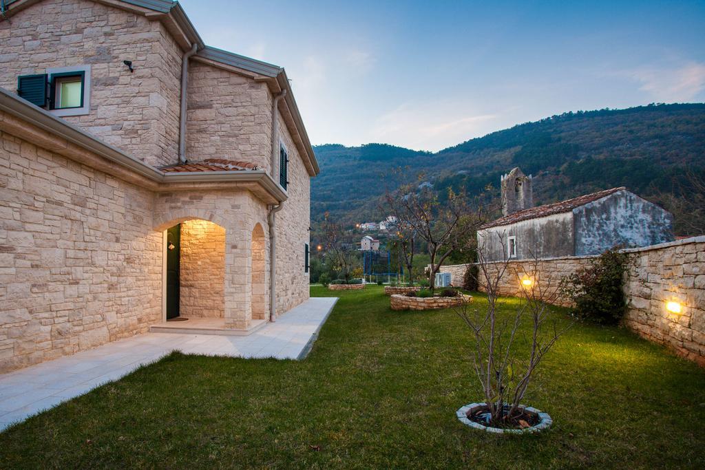 Villa Stonegate Estate - Bonus, Dvije Vile Jedna Cijena! Opatija Exterior foto